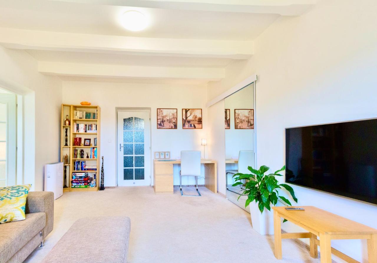 Apartman U Berounky Beroun  Luaran gambar